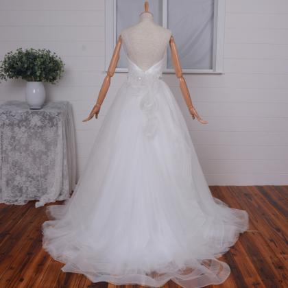 2015 V-neck Tulle White/ivory Lace Wedding Dress..