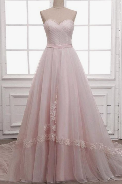 Tulle Sweetheart Neckline A-line Wedding prom Dress