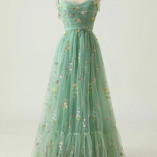 Green Long Prom Dress With Embroidery Eveing Dresses